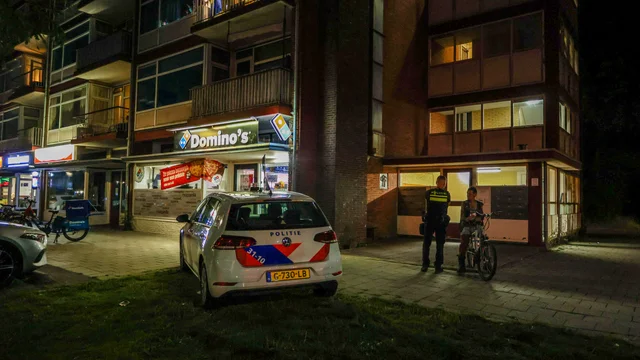 Politie onderzoekt melding van verdachte situatie bij Domino’s Pizza in Assen foto 2
