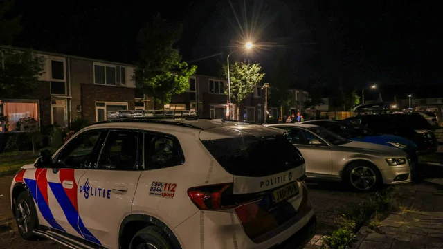 Voor derde keer in korte tijd explosie bij woning aan Entingestraat in Assen foto 3