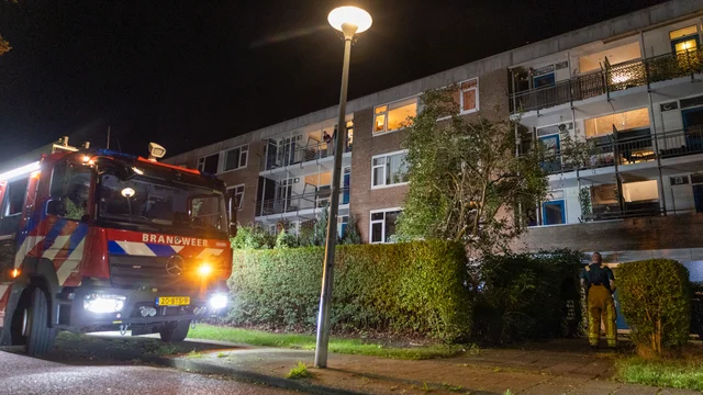 Brandweer onderzoekt woning na melding CO-melder in flat aan de Gouwe